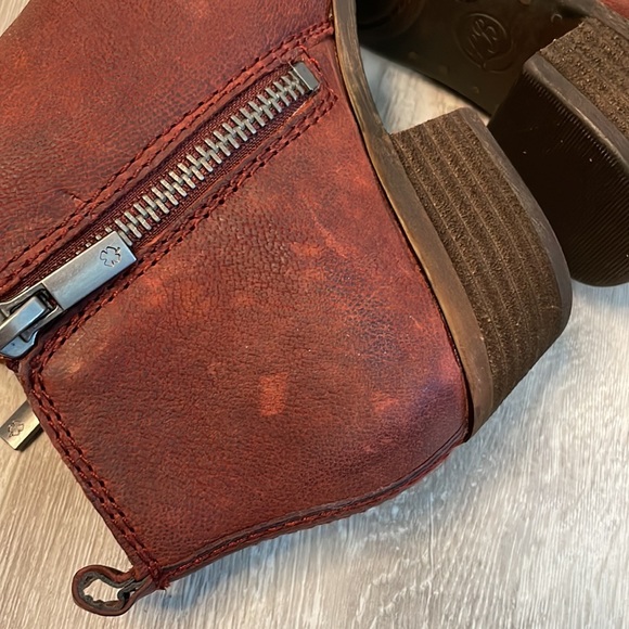 NIB Lucky Brand Oxblood Red Full Zip Suede Leather Booties Boots 5 - Picture 9 of 10